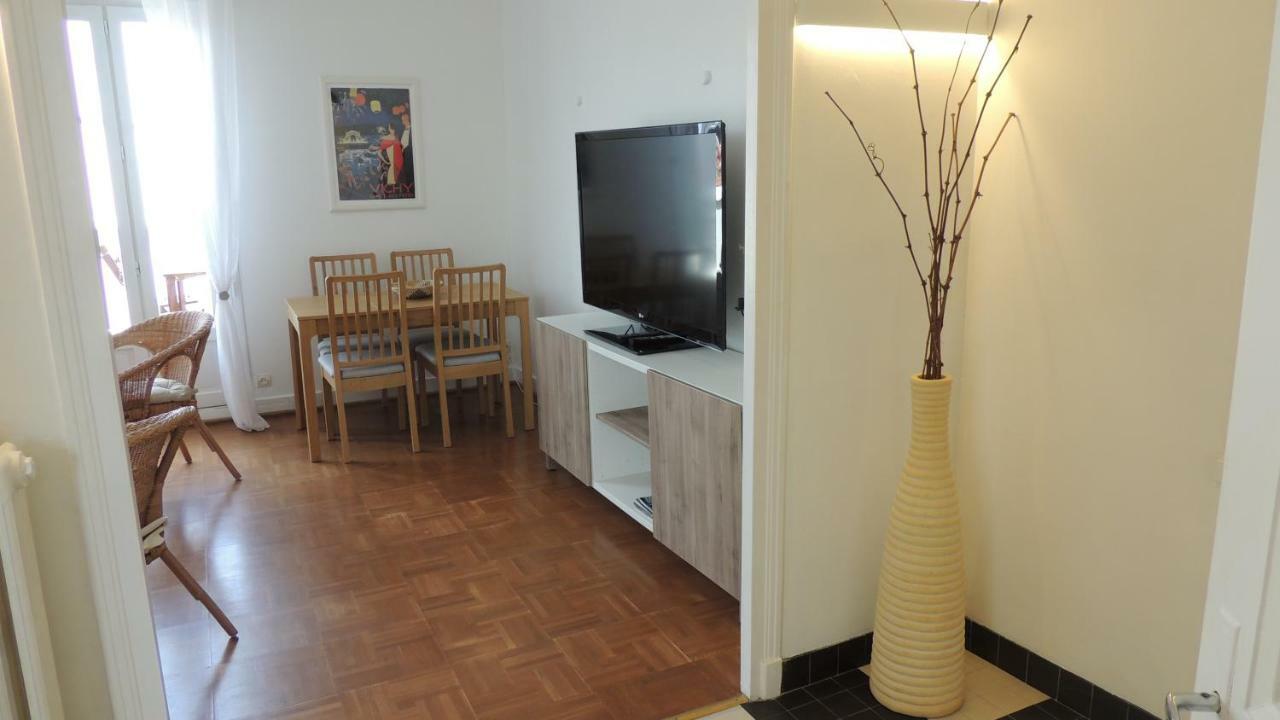 Appartement Avec Vue Panoramique Vichy Exteriör bild